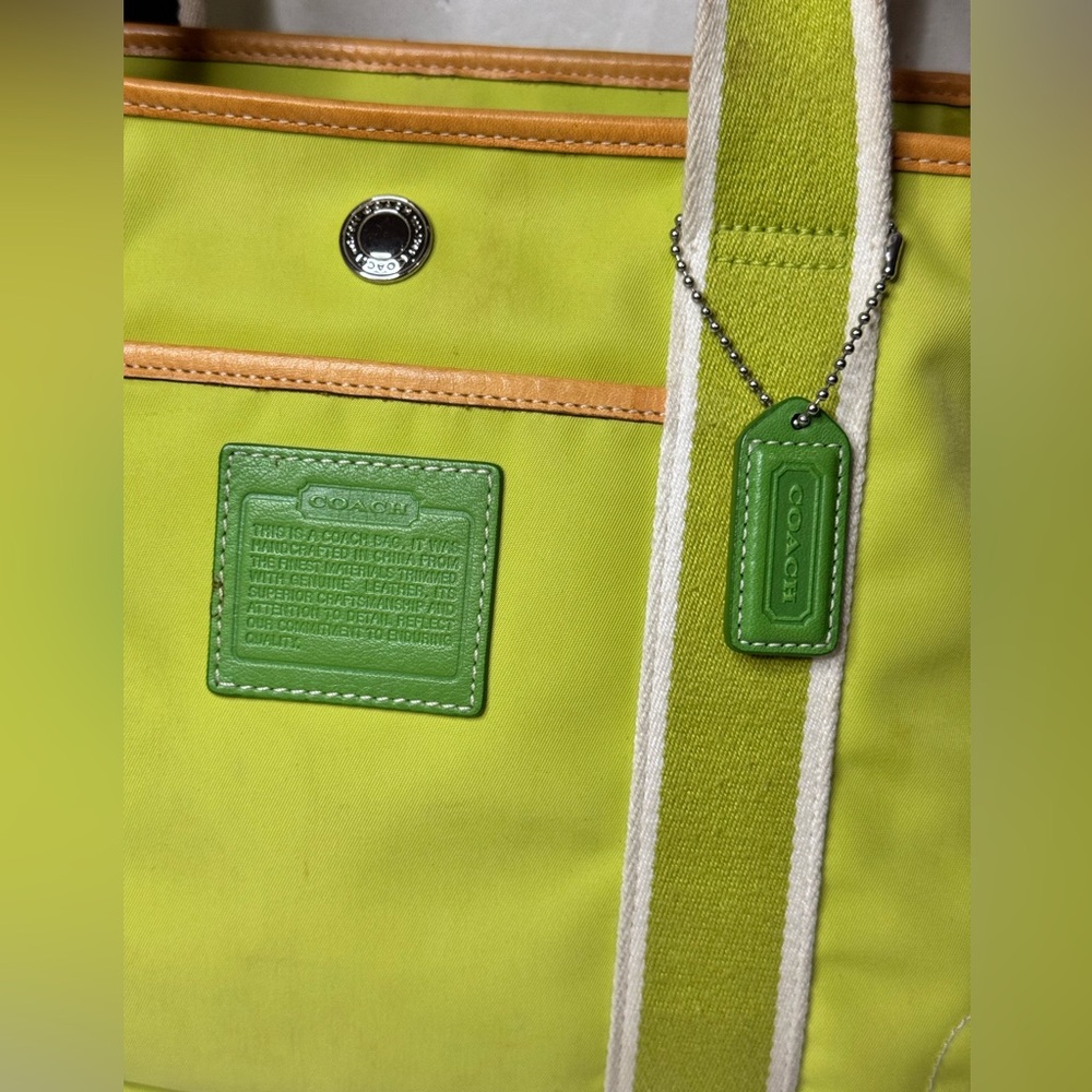 Coach Hampton Weekend IR5656 Chartreuse Nylon Shoulder Handbag Tote Bag Purse - Picture 2 of 14